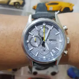 Jam Tangan Seiko SSB423P1 Quartz Chronograph Saphire Crystal