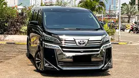 Toyota Vellfire 2.5 G AT Hitam Metalik 2019 Low Km 35rban