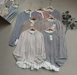 Blouse Oclo (kondisi baru beli)
