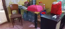 Dijual meja makan kaca bekas