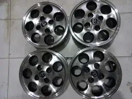 Velg kijang Krista Ring 14