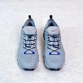 DIJUAL SEPATU MENDAKI HIKING QUECHUA MEN'S SHOES FH 500 - SECOND