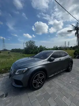 Mercy GLA200 AMG