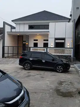 di jual rumah  elegant siap huni