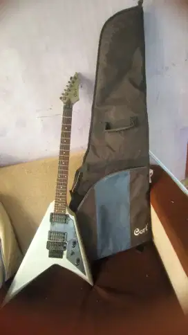 Cort flying V VX-2V original