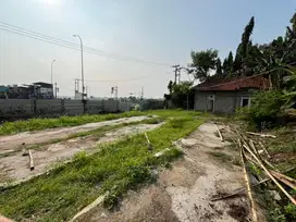 TANAH SANGAT STRATEGIS DAN MURAH DI LIMO SEBERANG PINTU MASUK TOL 604m