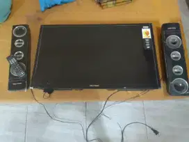 Jual CPT tv lcd Polytron 32 komplit barket jg  kondisi ap adanya
