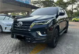 Toyota Fortuner VRZ 2021/2022 Hitam Istimewa TERMURAH