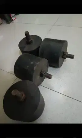 Karet bantalan mesin paving