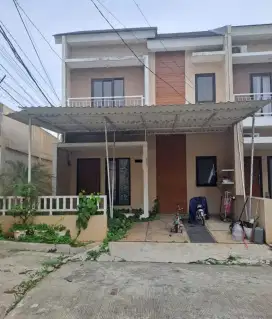 Dijual Rumah Dibawah Pasaran Royal Oak Townhouse Jatsampurna Bekasi