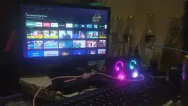 Monitor , set top box ( android ) , keyboard , mouse , salon musik