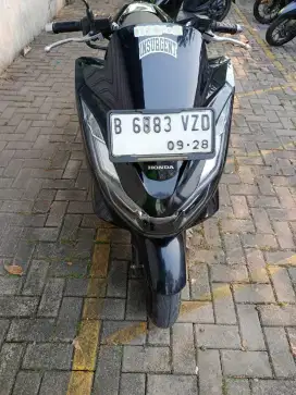 Dijual PCX type CBS tahun 2023 hitam glossy mulus