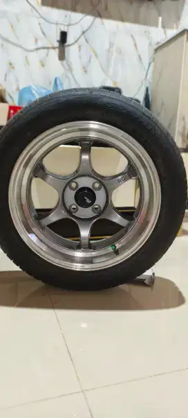 Dijual Velg Ring 16 Advan RGD2 Flow Forming & 4 buah ban Dunlop
