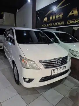 Innova 2.5 V Matic Diesel 2012, Kondisi Seger!