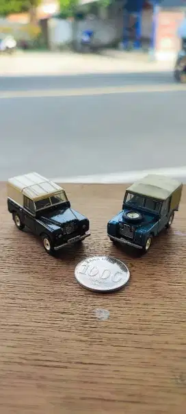 di jual koleksi mini figure