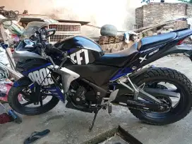 Dijual Honda CBR250R 2013 Mulus, Siap Pakai, Mesin Halus!