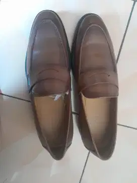 Jual sepatu kulit