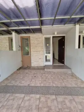 Di Jual Rumah Bangunan 2 Lantai di Villa Galaxy Bekasi Selatan