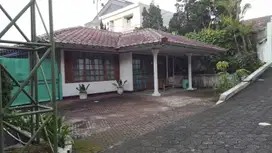 (SALE) RUMAB CIPAKU, BANDUNG, LUAS & BONUS PAVILIUN TAMBAHAN (NEGO)