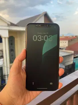 iphone 11 64gb warna hitam inter LL/A pernah ganti lcd