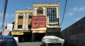 DISEWAKAN RUKO Rp 350.000.000 / Tahun – DAUH PURI KAUH