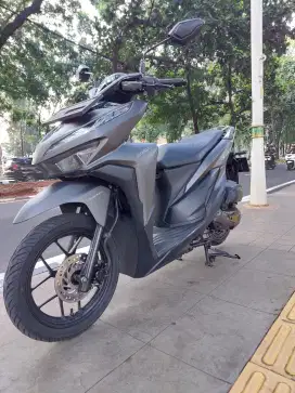 DP PROMO 800K CASH KREDIT HONDA VARIO 125 CBS ISS THN 2019 PAJAK IDUP