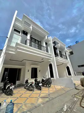 Exclusive Cluster Rumah Modern Classic House Di Jagakarsa