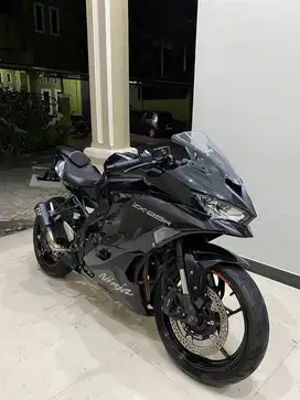 NINJA ZX-25R NON ABS