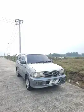 Toyota kijang krista 2.0 EFI MT 2001