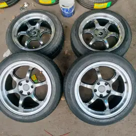 Advan rgd2 ring 17x8 pcd 5x114,3 ET 38 ban 205/55 r17