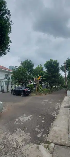 Rumah tua hitung tanah di Tulodong bawah Senayan Jakarta