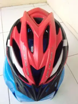 HELM SEPEDA SIZE M TO L ADJUSTABLE