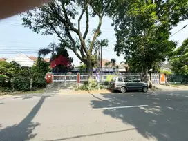 Rumah Kos Lokasi Pinggir Jalan Raya Dekat SMPK Hwa Ind, Stasiun Kota