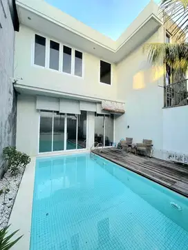 Villa strategis uluwatu one gate dekat pantai Jimbaran bali