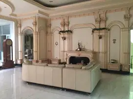 Rumah Pinisi Pantai Indah Kapuk luas 18x27 SHM 3lantai mewah