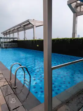 Cosmo. Terrace.   Thamrin  banting. Harga.