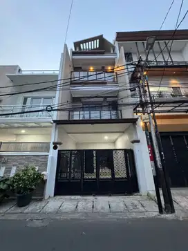 ANA RUMAH BARU UK 4.5X16.5M DI KARANG ANYAR, SAWAH BESAR