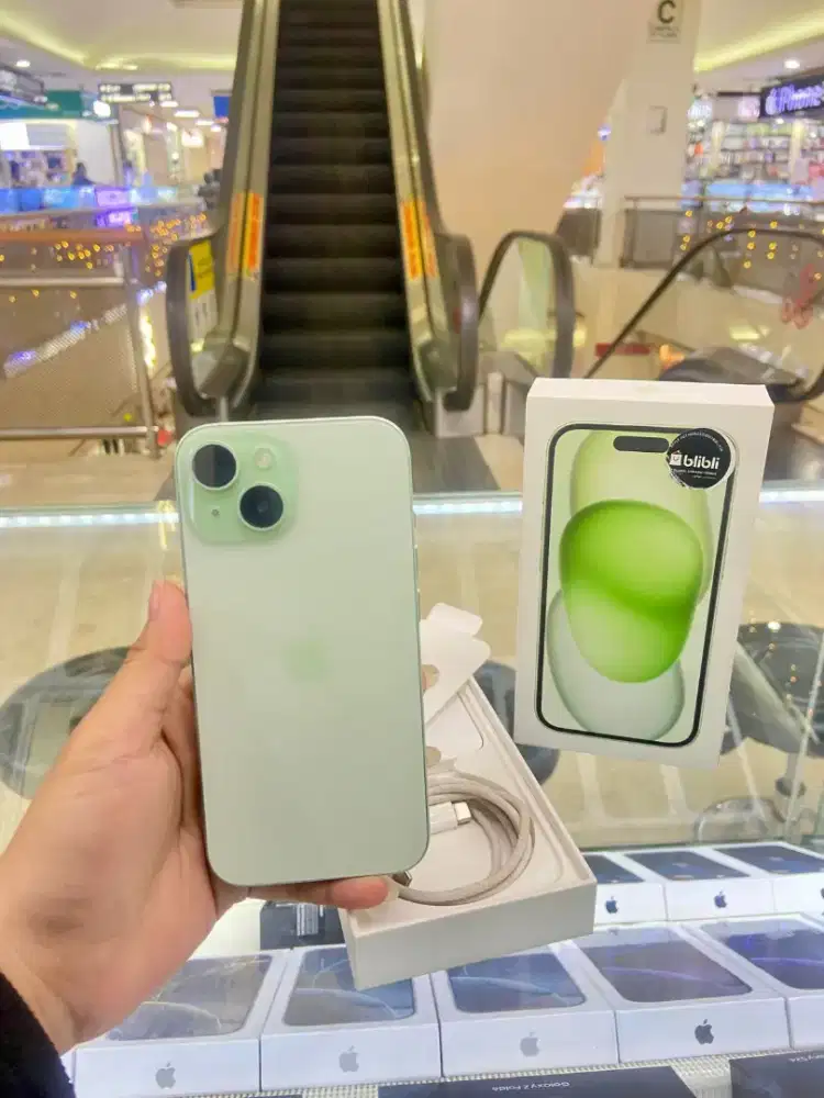iPhone 15 128GB Green ex iBox BH 91% Fullset