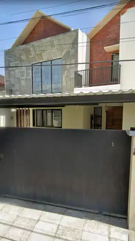 (Lk) rumah mewah di pusat kota renon