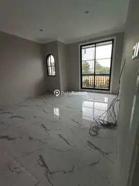 DIJUAL VILLA KOMPLEK CITRALAND GAMA CITY