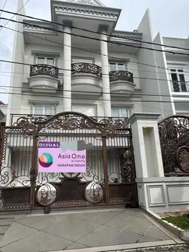 JUAL RUMAH MEWAH DI SUNTER BISMA JAKARTA UTARA