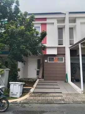 Jual cepat rumah 3 kamar Cluster Martinez, Gading Serpong