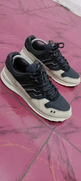 Piero sneaker size 41