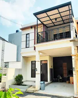 Rumah 2 Lantai estetik gaya Bali, 5 mnt Akses TOL & LRT. Terbatas!!