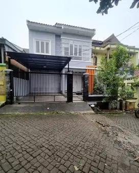 Rumah Minimalis Asri Sejuk di Bukit Rivaria  Sawangan Depok