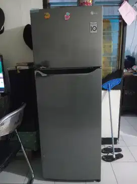 Kulkas 2 pintu LG