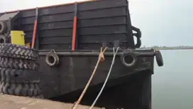 Di jual Tongkang 300 ft (Hanya Tongkang)