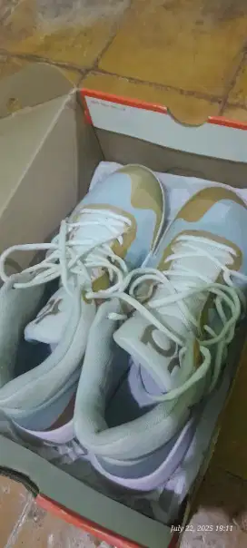 KD Trey 5 V Size 10.5
