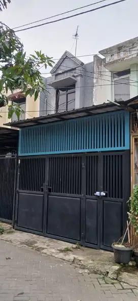Rumah Bagus Hadap Selatan di Permata Taman Palem Jakarta Barat