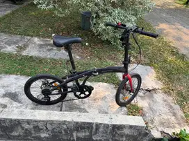 Sepeda lipat Black Red